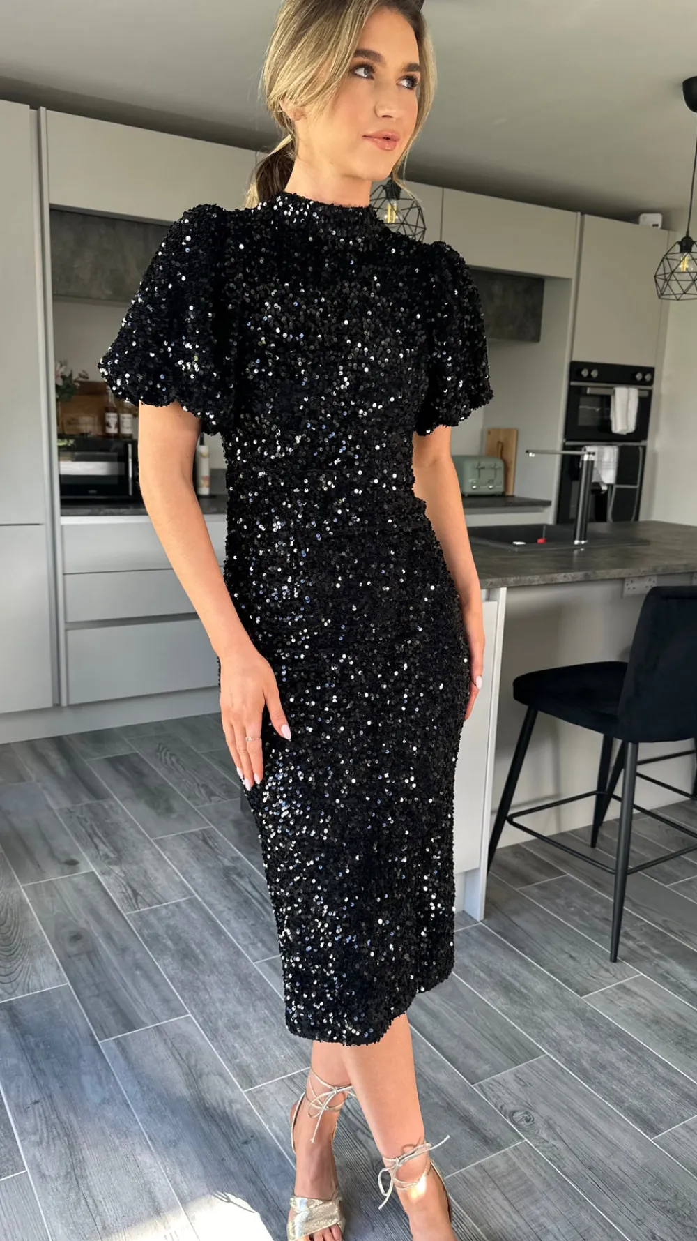 rachelle_black_sequin_bow_4.webp VERA LUCY Fitted Dresses | Going Out Dresses^Rachelle Black Sequin Bow Back Detail Midi Dress