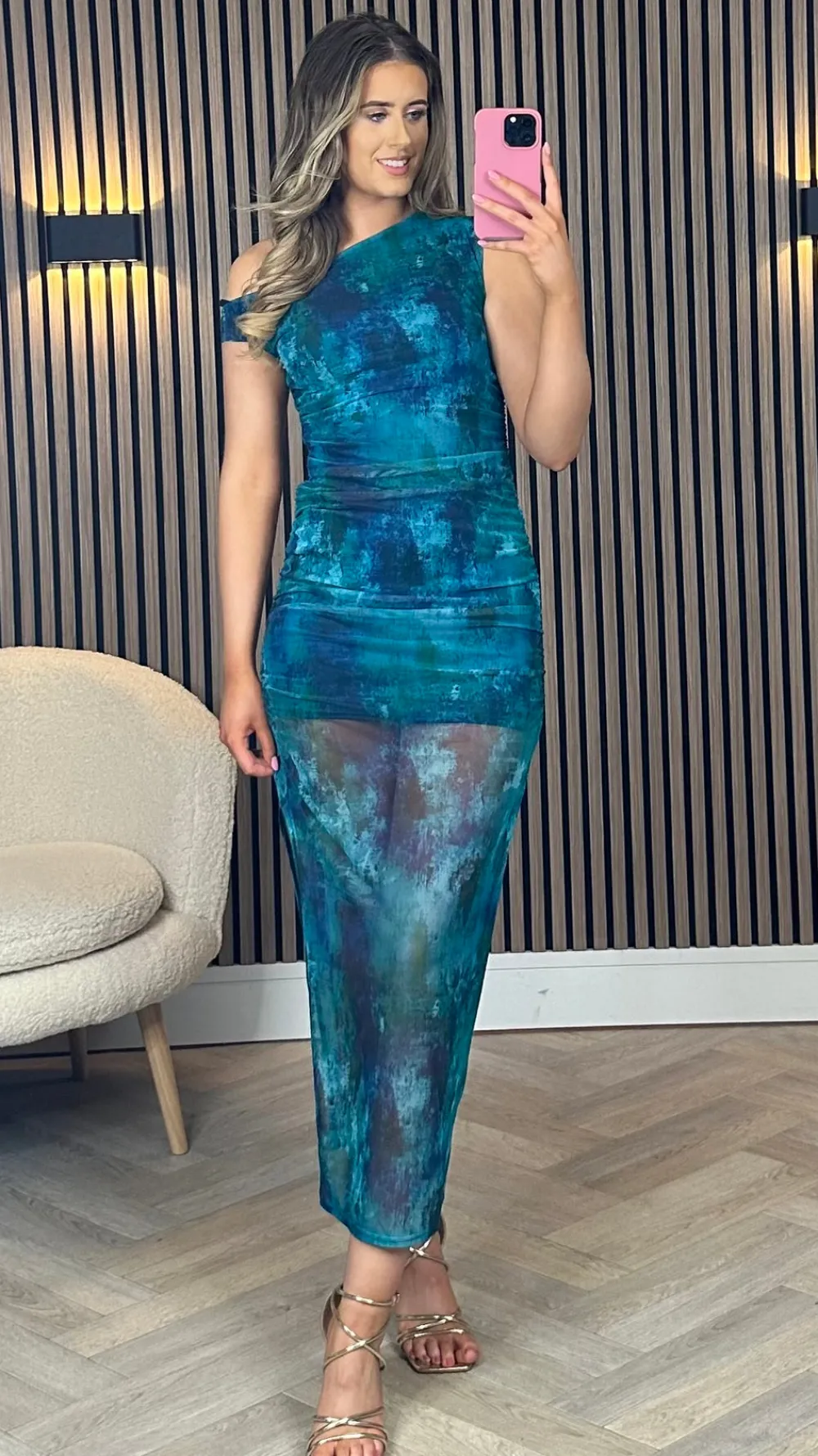 sariah_green_and_blue_pri_0.webp AX PARIS Going Out Dresses | Occasion Dresses^Sariah Green and Blue Printed Mesh Bodycon Midi Dress