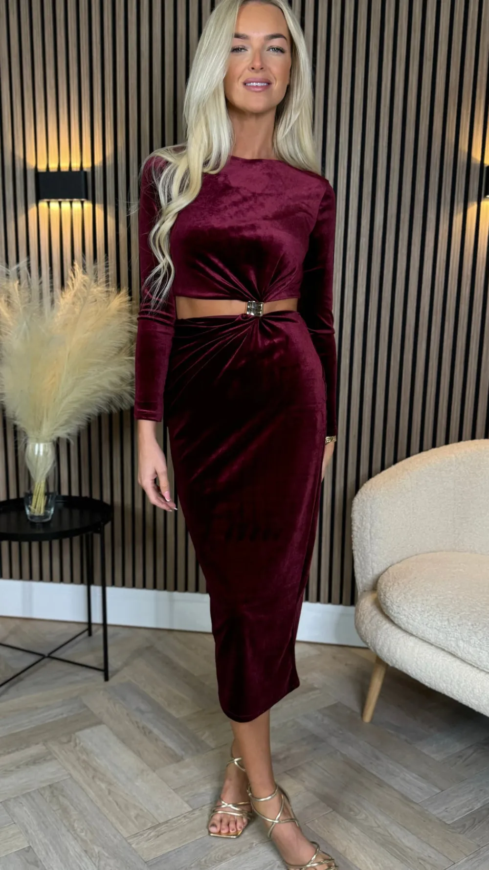 saskia_burgundy_cut_out_d_3.webp COPPEROSE Going Out Dresses | Occasion Dresses^Saskia Burgundy Cut Out Detail Midi Dress