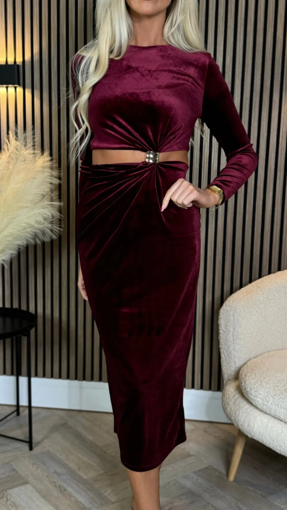 saskia_burgundy_cut_out_d_4.webp COPPEROSE Going Out Dresses | Occasion Dresses^Saskia Burgundy Cut Out Detail Midi Dress