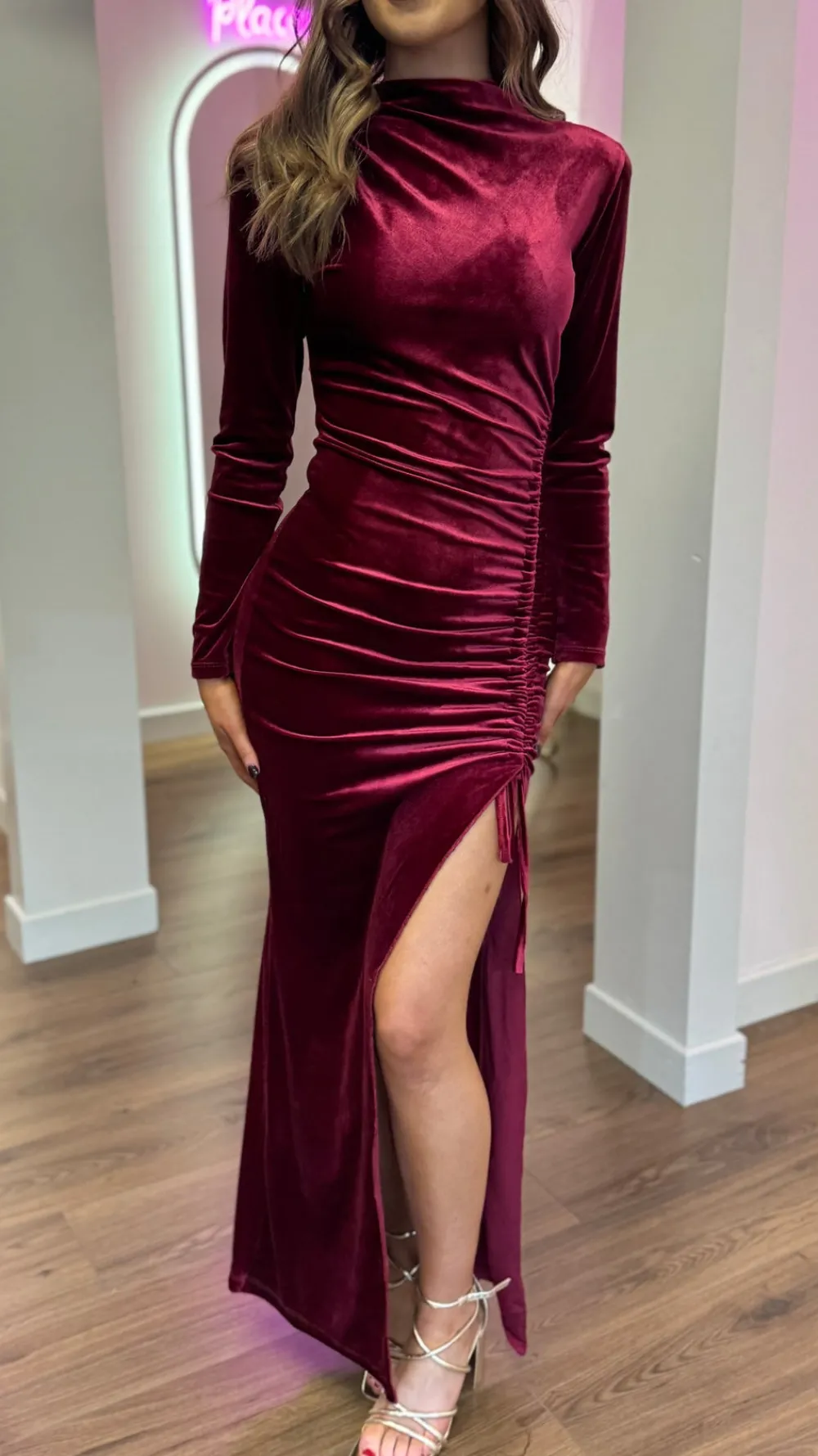 sibyl_burgundy_high_neck__0.webp COPPEROSE Going Out Dresses | Occasion Dresses^Sibyl Burgundy High Neck Velvet Ruched Tie Detail Midi Dress