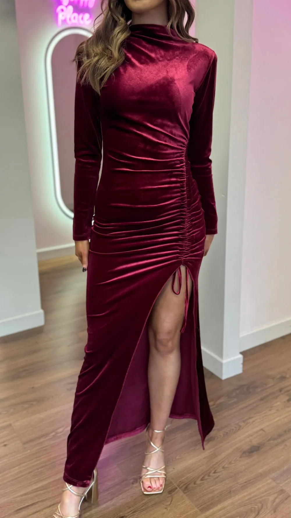 sibyl_burgundy_high_neck__2.webp COPPEROSE Going Out Dresses | Occasion Dresses^Sibyl Burgundy High Neck Velvet Ruched Tie Detail Midi Dress