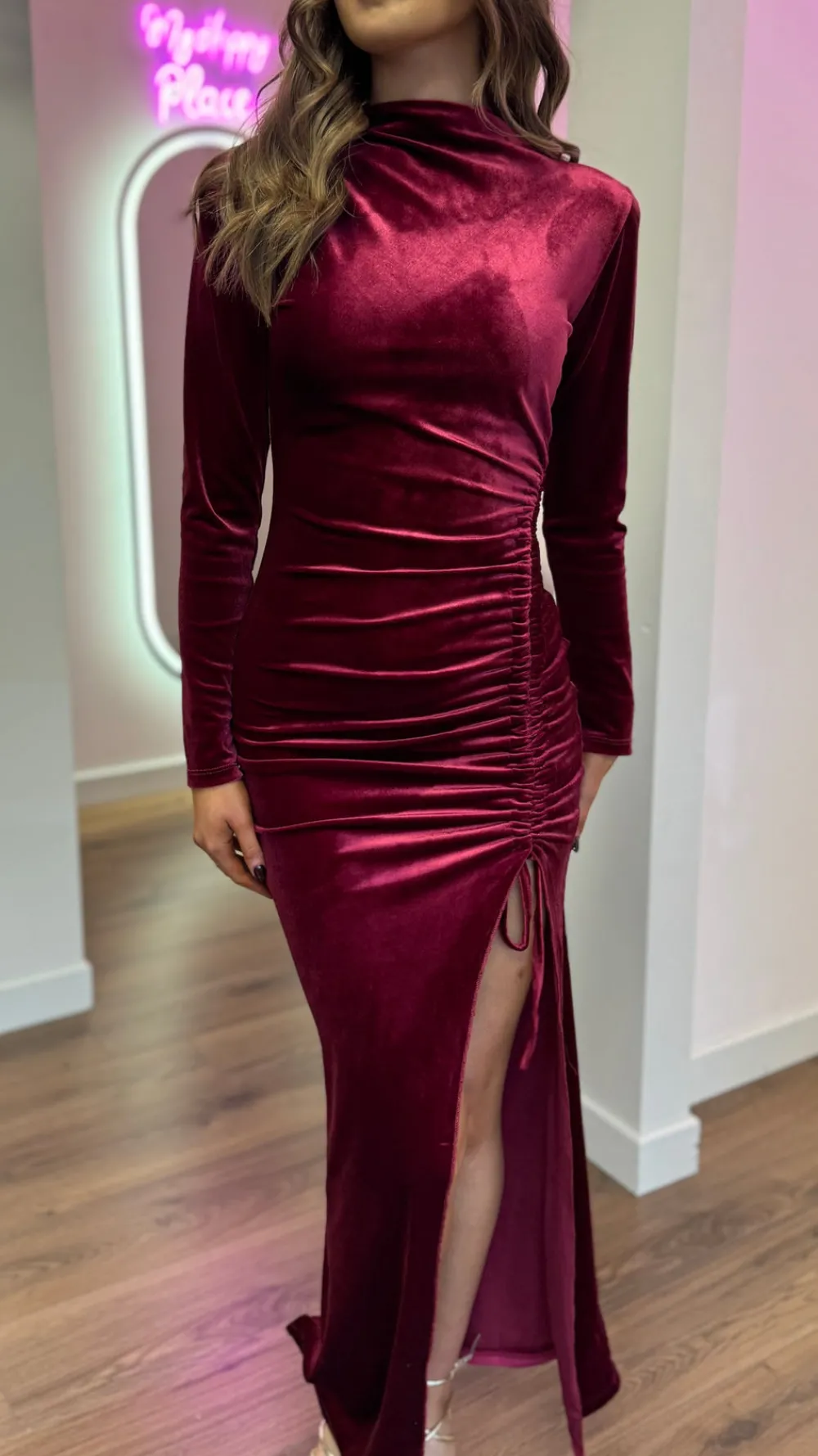 sibyl_burgundy_high_neck__3.webp COPPEROSE Going Out Dresses | Occasion Dresses^Sibyl Burgundy High Neck Velvet Ruched Tie Detail Midi Dress