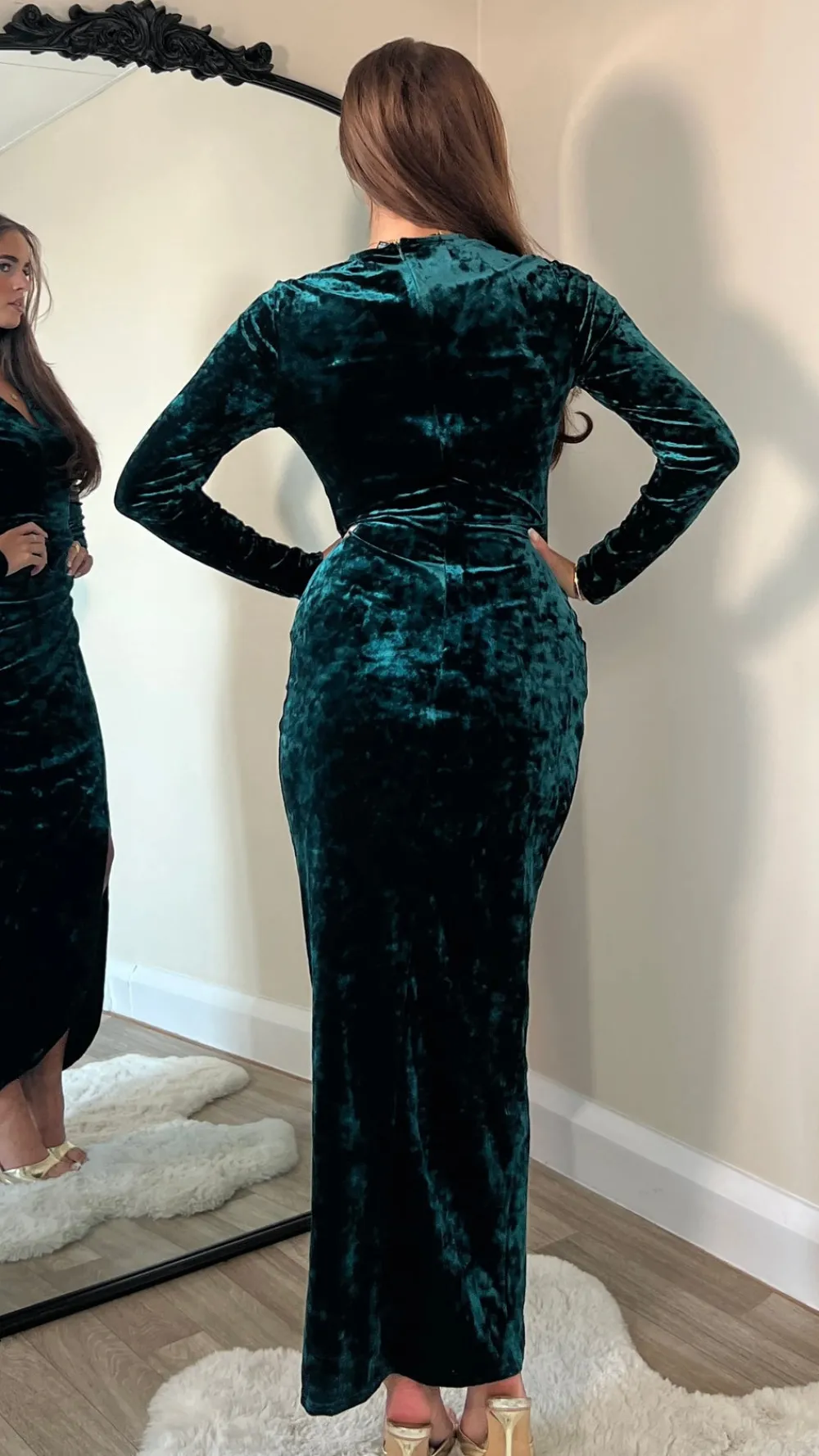 sigourney_forest_green_ve_3.webp GIRL IN MIND Fitted Dresses | Going Out Dresses^Sigourney Forest Green Velvet Asymmetric Wrap Midi Dress