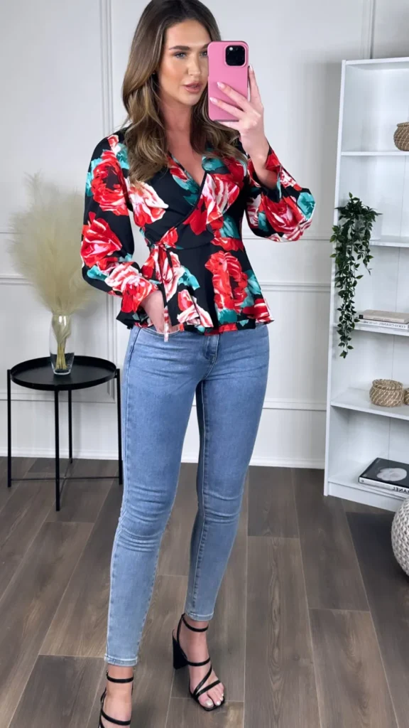 INFLUENCE Tops^Siobhan Red Floral Ruffle Wrap Top
