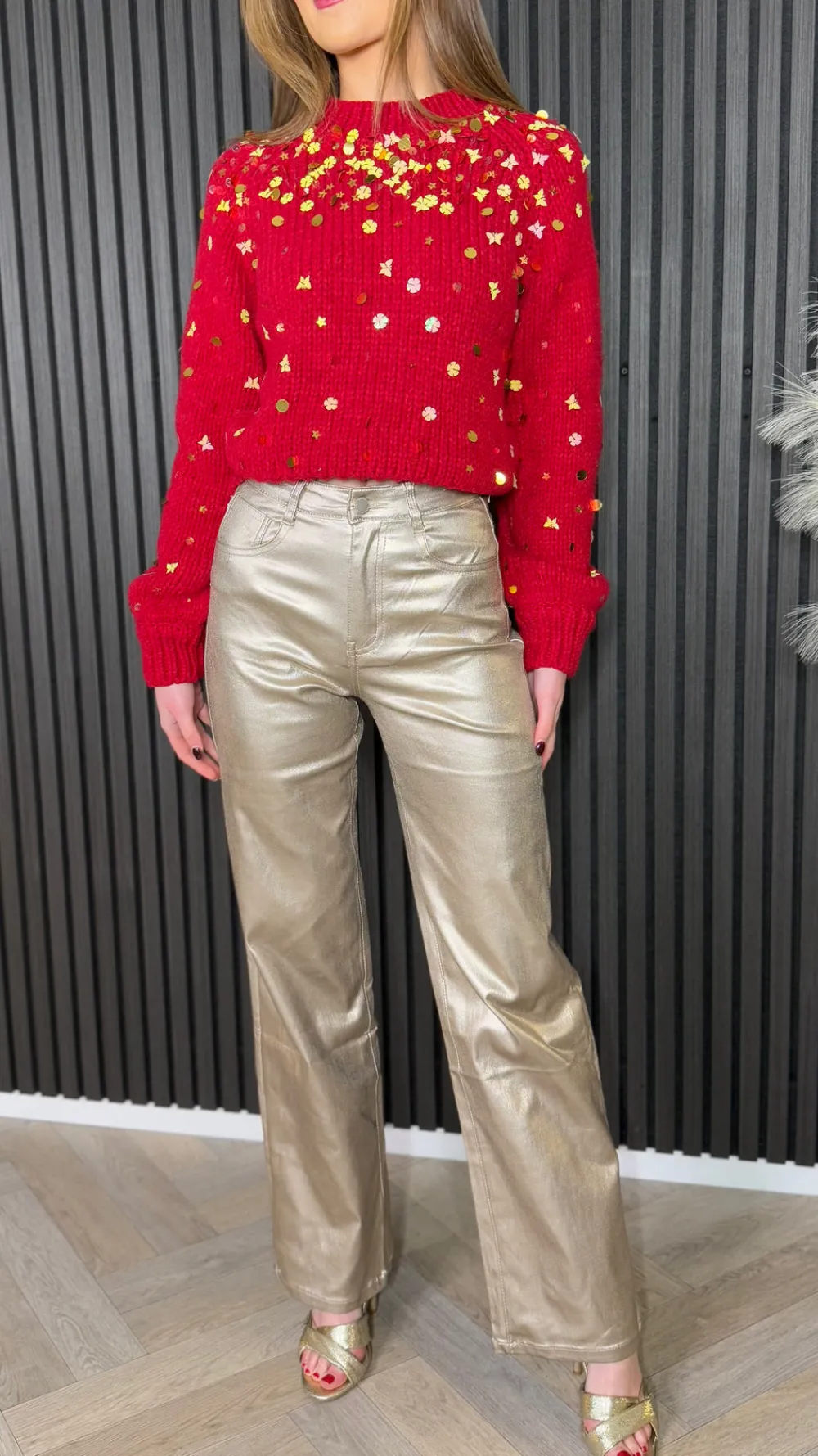 susie_red_sparkling_gold__1.webp PARIS FASHION SHOPS Knitwear^Susie Red Sparkling Gold Sequin Jumper