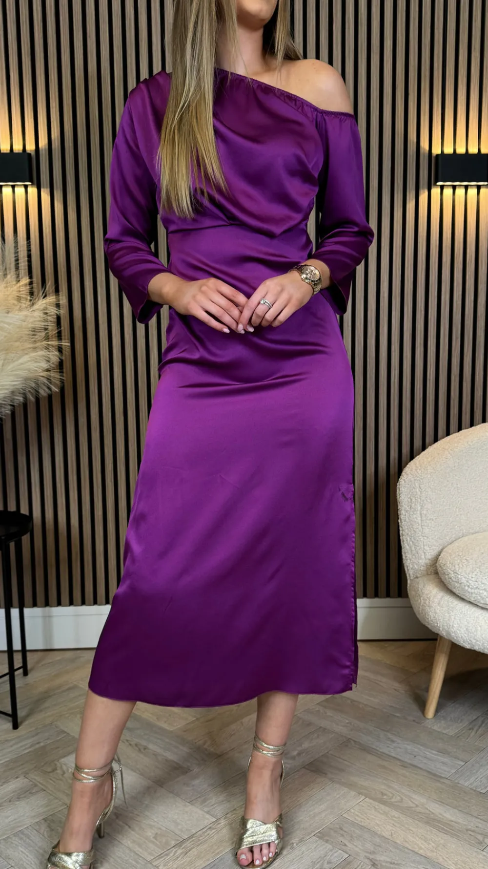 tamera_purple_off_the_sho_6.webp LORIANE Going Out Dresses | Occasion Dresses^Tamera Purple Off The Shoulder Long Sleeved Ruched Midi Dress