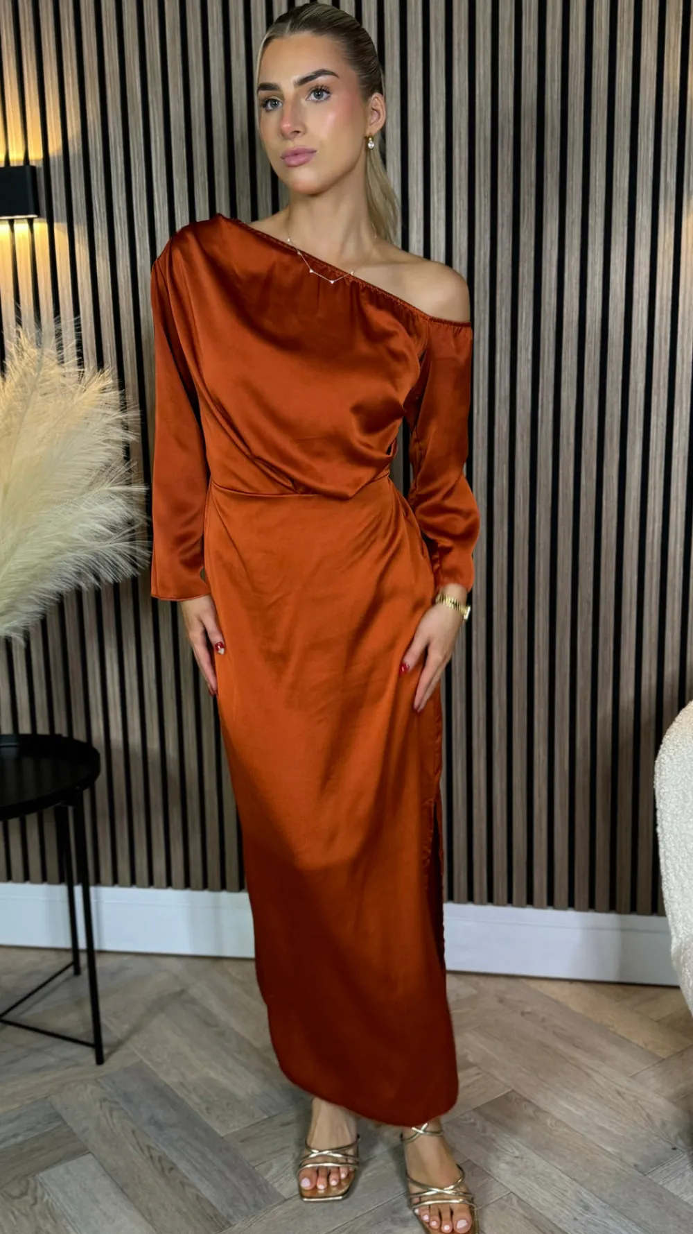 tamera_rust_off_the_shoul_1.webp LORIANE Going Out Dresses | Occasion Dresses^Tamera Rust Off The Shoulder Long Sleeved Ruched Midi Dress