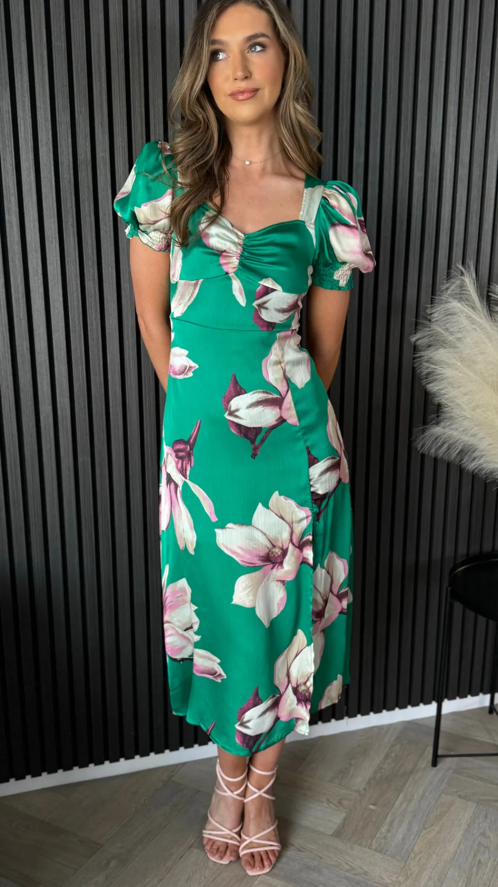 taylor_green_abstract_swe_6.webp GIRL IN MIND Going Out Dresses | Occasion Dresses^Taylor Green Abstract Sweetheart Midi Dress