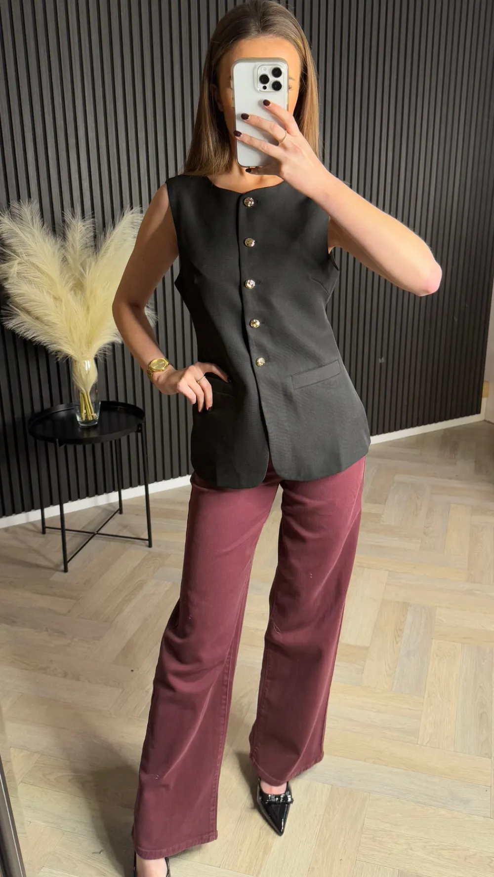 therese_burgundy_mid_rise_0.webp BABEZ LONDON Jeans^Therese Burgundy Mid Rise Denim Jeans