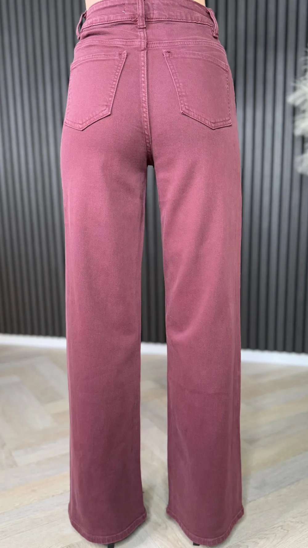 therese_burgundy_mid_rise_1.webp BABEZ LONDON Jeans^Therese Burgundy Mid Rise Denim Jeans
