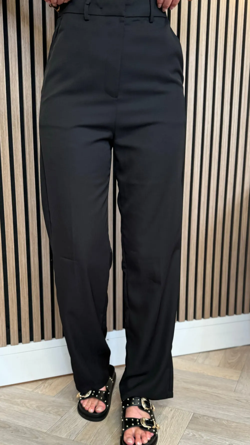 tressie_black_straight_le_1.webp JCD KOOLOOK Trousers^Tressie Black Straight Leg Trousers