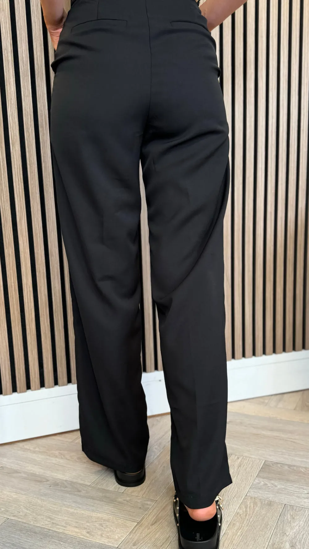tressie_black_straight_le_4.webp JCD KOOLOOK Trousers^Tressie Black Straight Leg Trousers