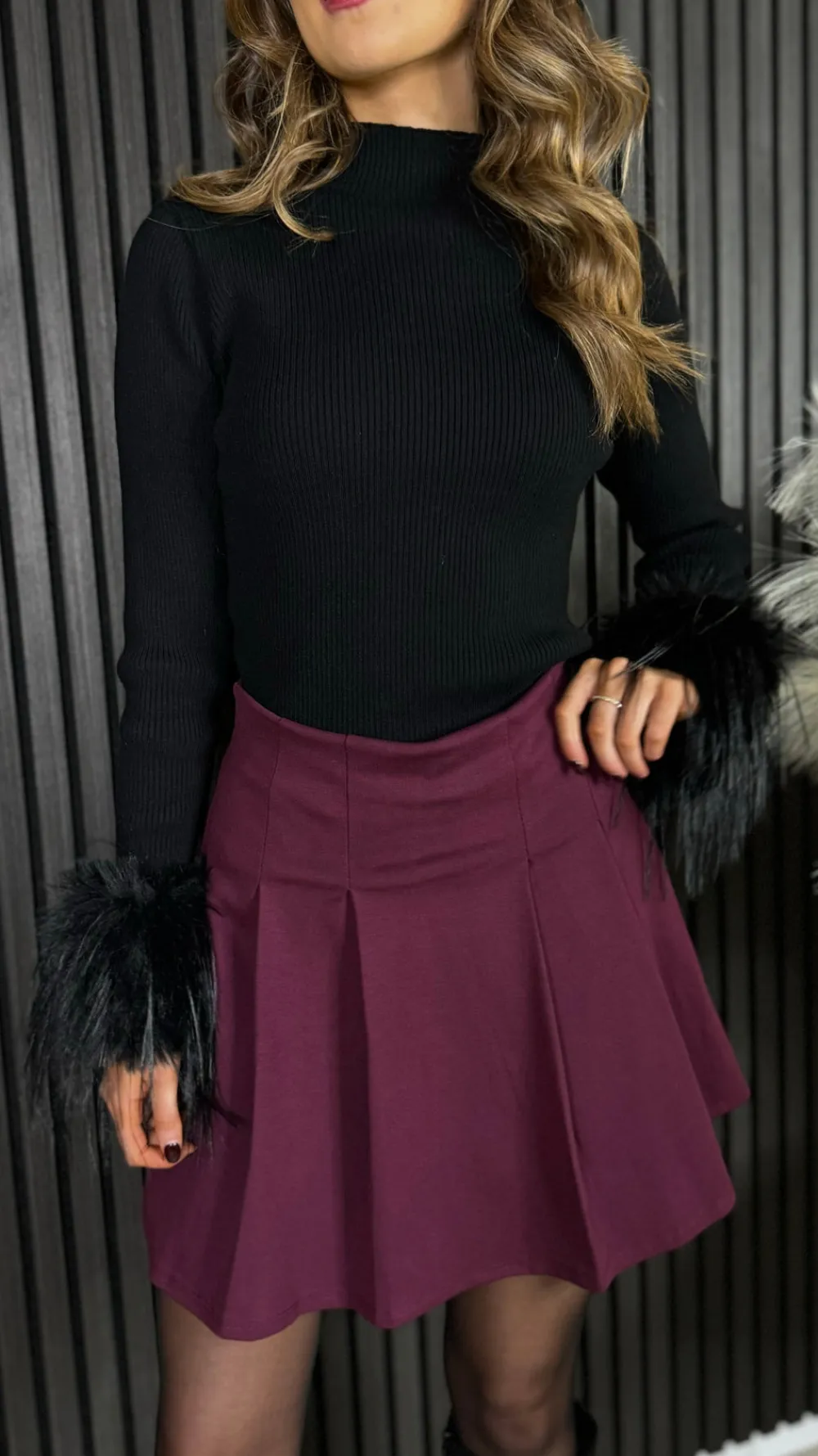 triona_burgundy_pleated_m_1.webp COPPEROSE Skirts & Shorts^Triona Burgundy Pleated Mini Skirt With Shorts