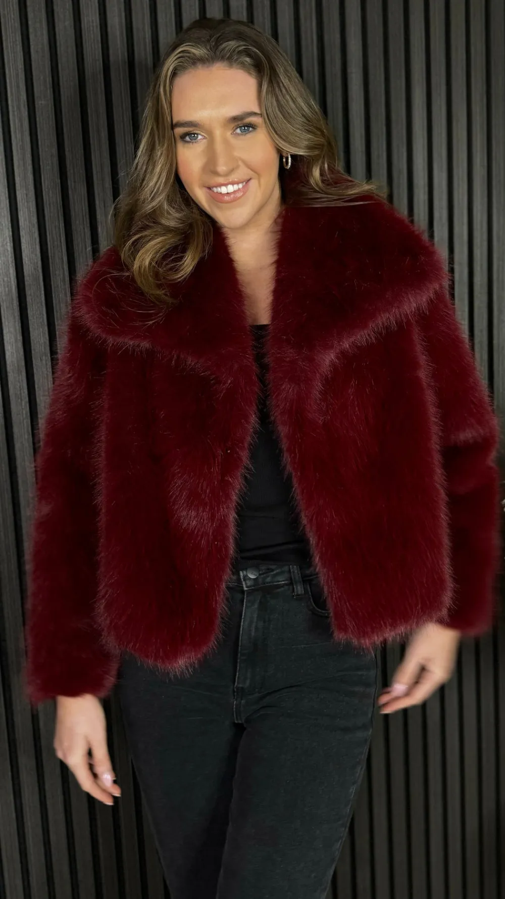 valentina_dark_red_collar_2.webp CIAO MILANO Coats & Jackets^Valentina Dark Red Collared Fur Jacket