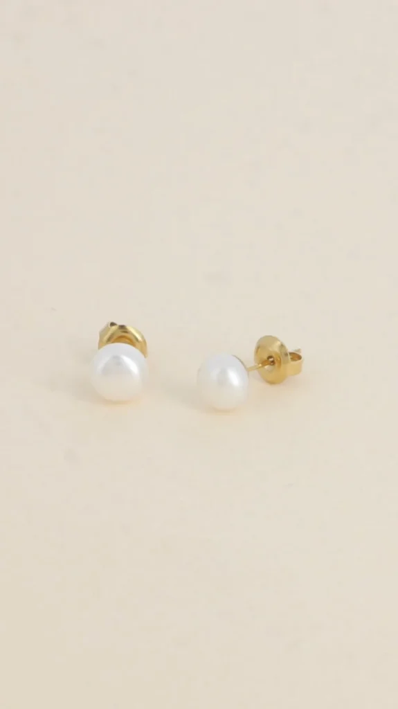 PARIS FASHION SHOPS Jewellery^Verity Freshwater Pearl Stud Earrings