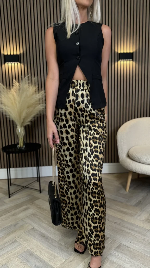 UNIKA Trousers^Vespera Beige & Black Leopard Print Trousers