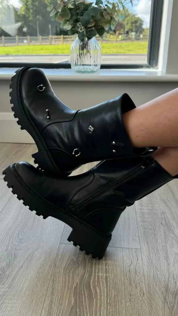 SAS ACTIV GIVANA Boots^Vivianna Black Chunky Boots