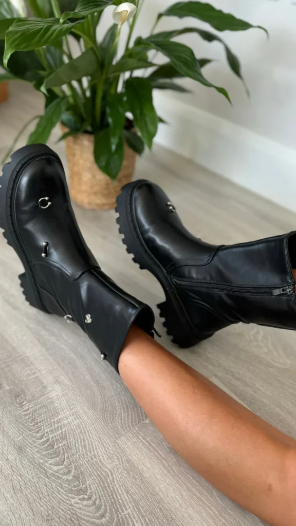 SAS ACTIV GIVANA Boots^Vivianna Black Chunky Boots
