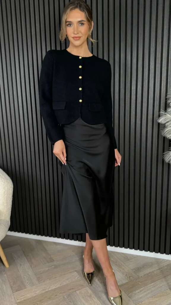 COPPEROSE Skirts & Shorts^Yaella Black Midi Skirt