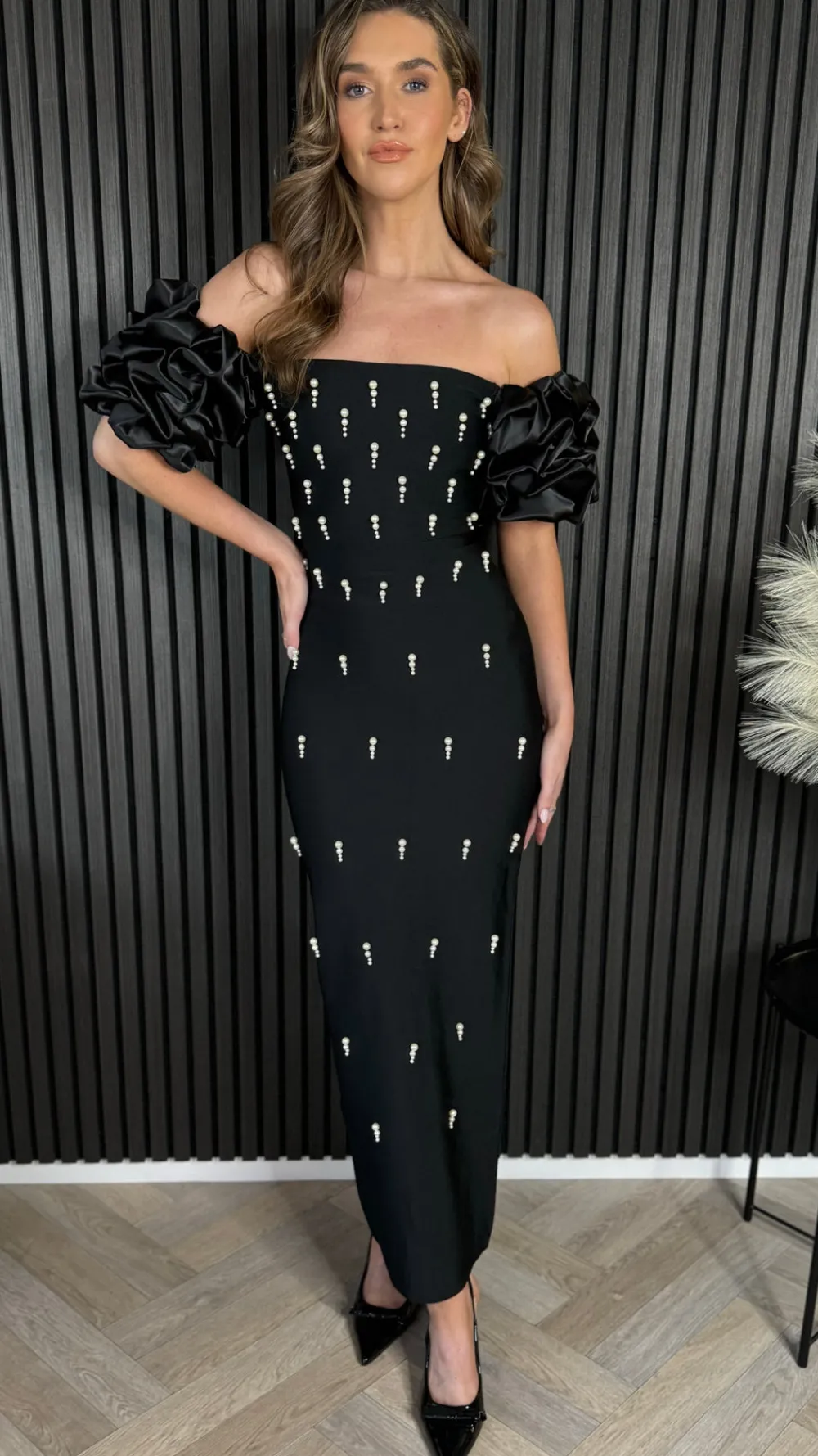 zara_black_puff_sleeve_em_5.webp FP & CO Going Out Dresses | Occasion Dresses^Zara Black Puff Sleeve Embellished Bandage Midi Dress